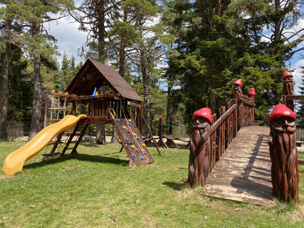 Borovets Hills Apartments - Evergreen Suite Buitenkant foto